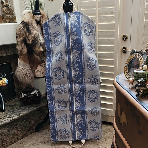 Floral Blue Garment Bag